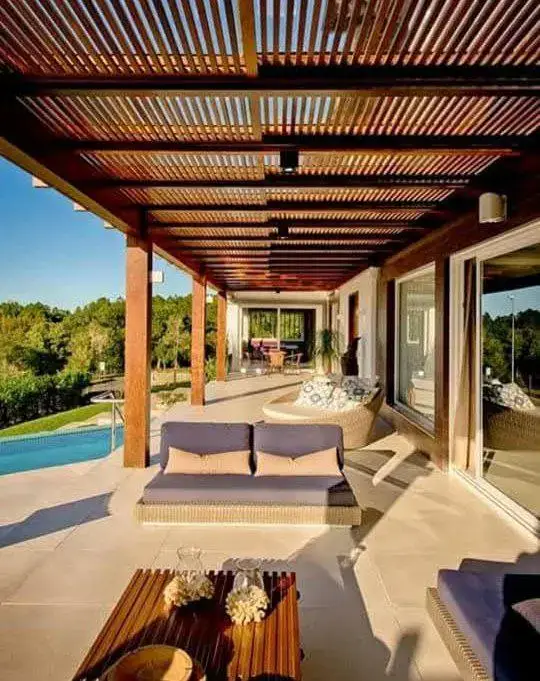 Pergolado em madeira